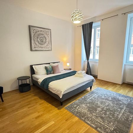 Charming Flat & Balcony Near Central Station L Bg5 Vienna Esterno foto