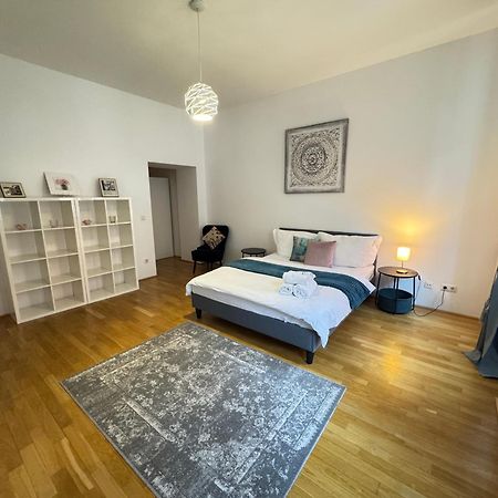 Charming Flat & Balcony Near Central Station L Bg5 Vienna Esterno foto