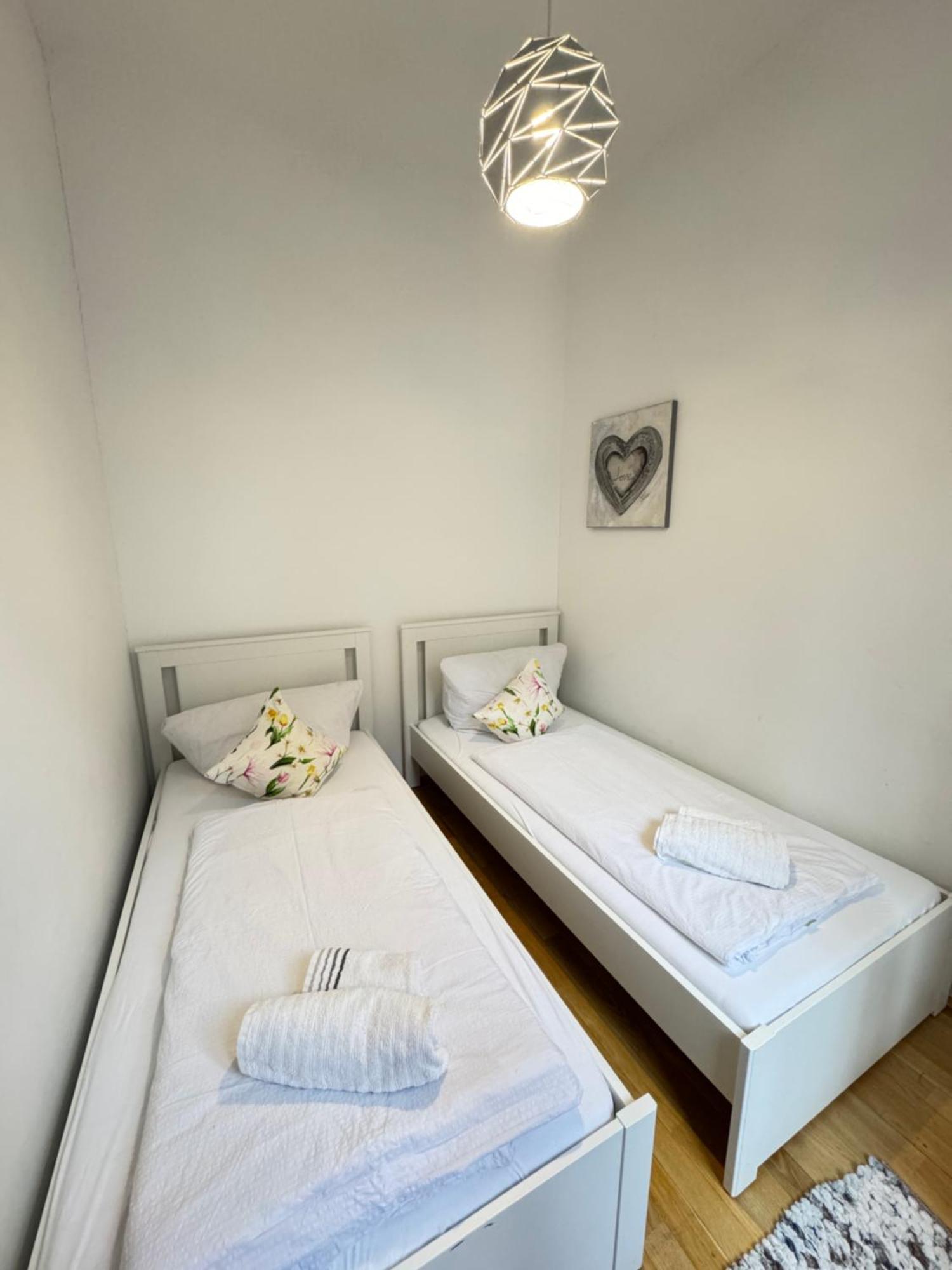 Charming Flat & Balcony Near Central Station L Bg5 Vienna Esterno foto
