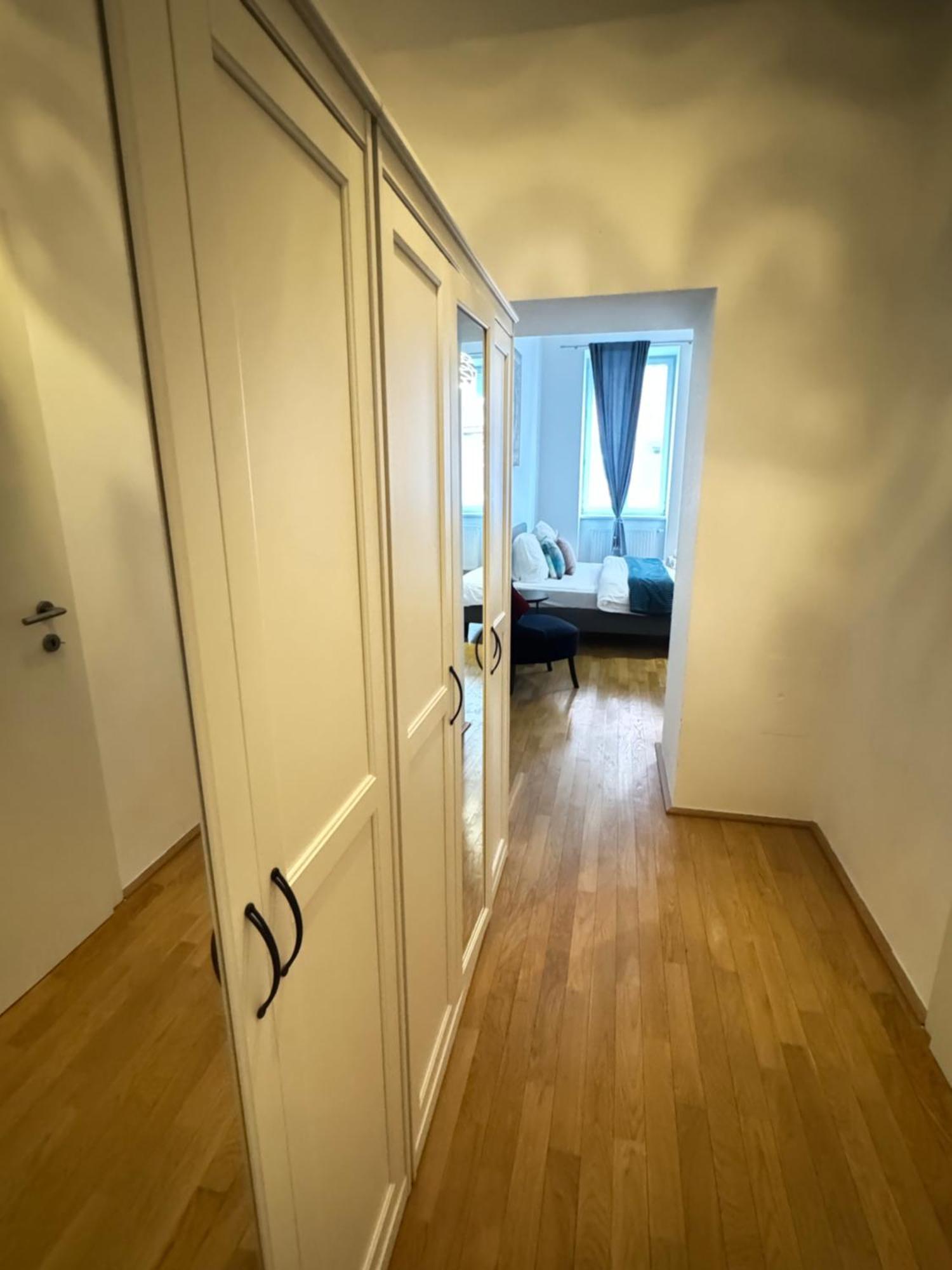 Charming Flat & Balcony Near Central Station L Bg5 Vienna Esterno foto